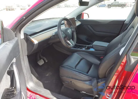 2020 Tesla Model Y Long Range Dual Motor All-Wheel Drive z USA, uszkodzony, nr VIN 5YJYGDEE7LF047445